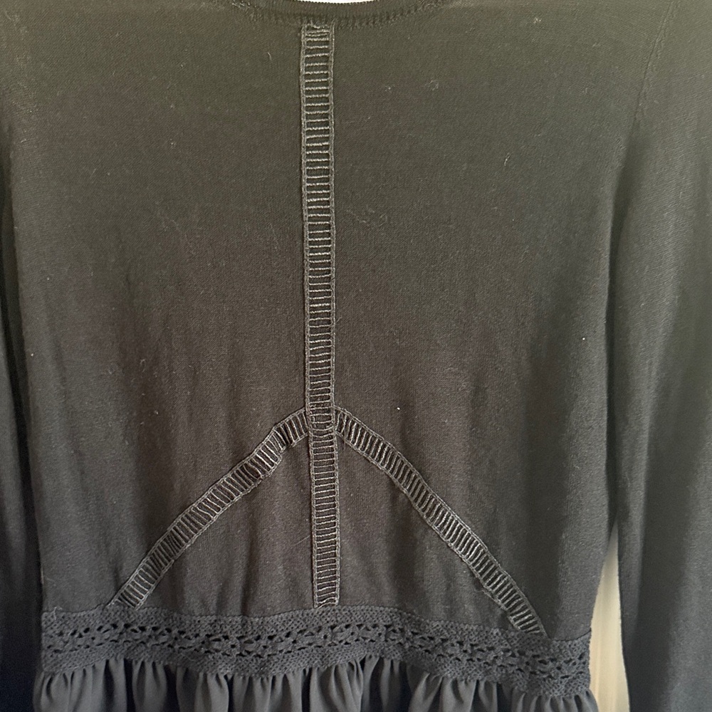 White House Black Market Black Boho Peplum Sweater Blouse Lace Ruffle Detail XS - Picture 3 of 8